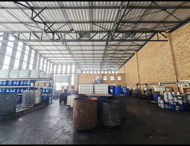 1,226M² WAREHOUSE TO LET IN KYA SANDS